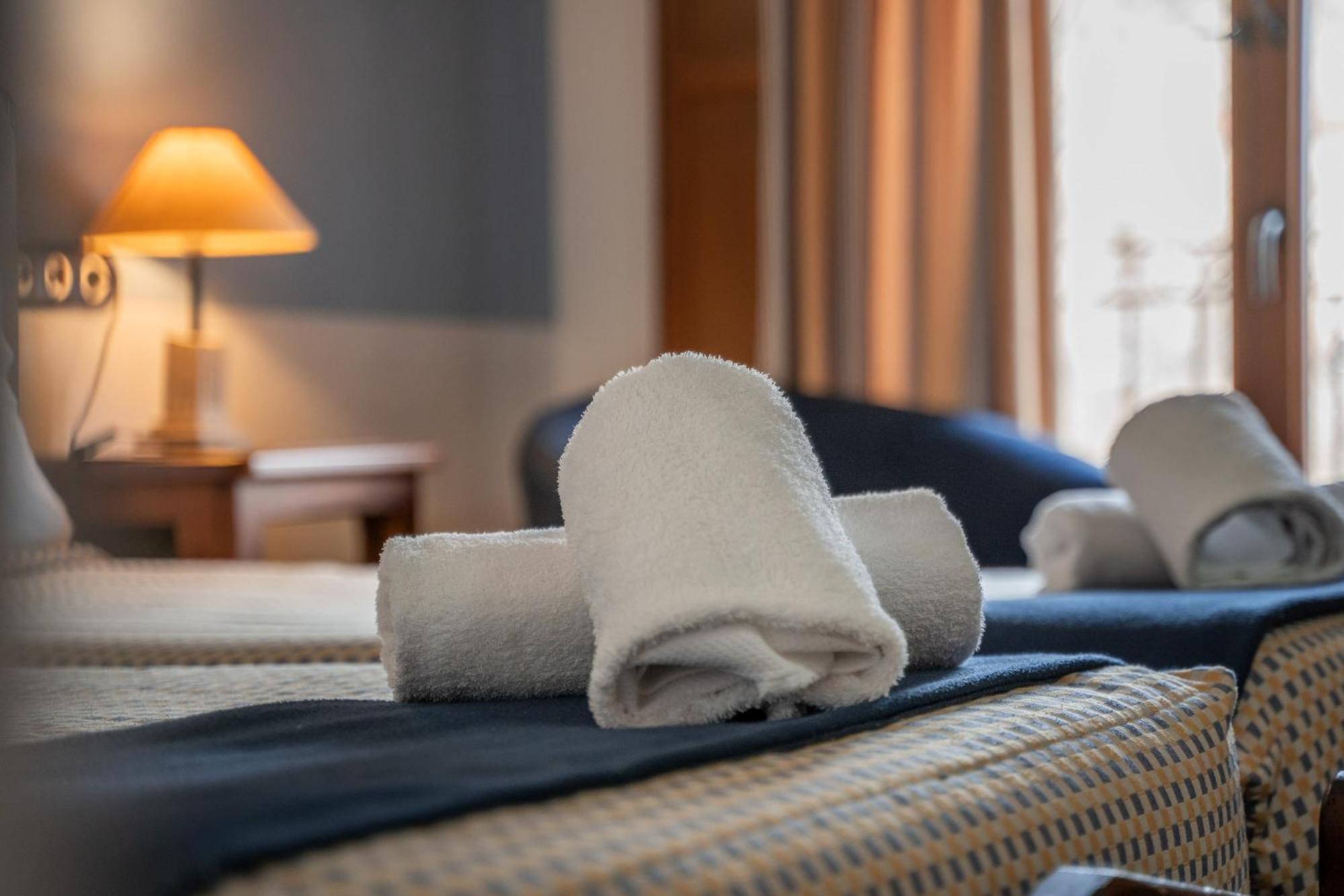 Albarracín Hotel - Restaurante Prado Del Navazo מראה חיצוני תמונה