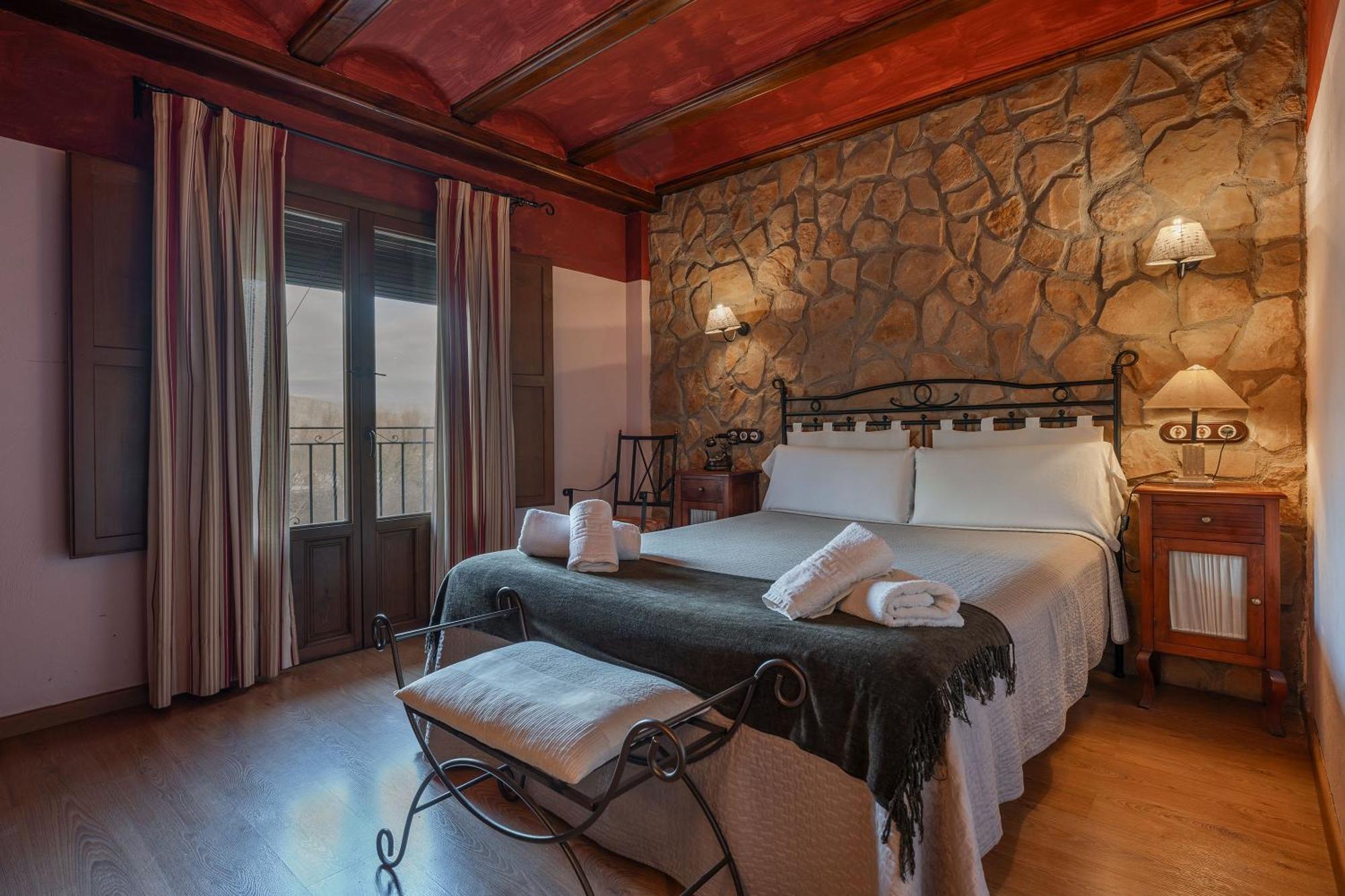 Albarracín Hotel - Restaurante Prado Del Navazo מראה חיצוני תמונה